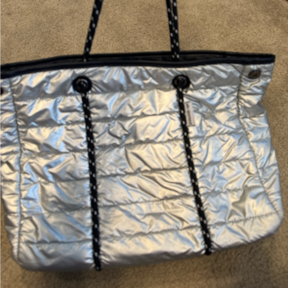 Ahdorned Puffer Tote View 2